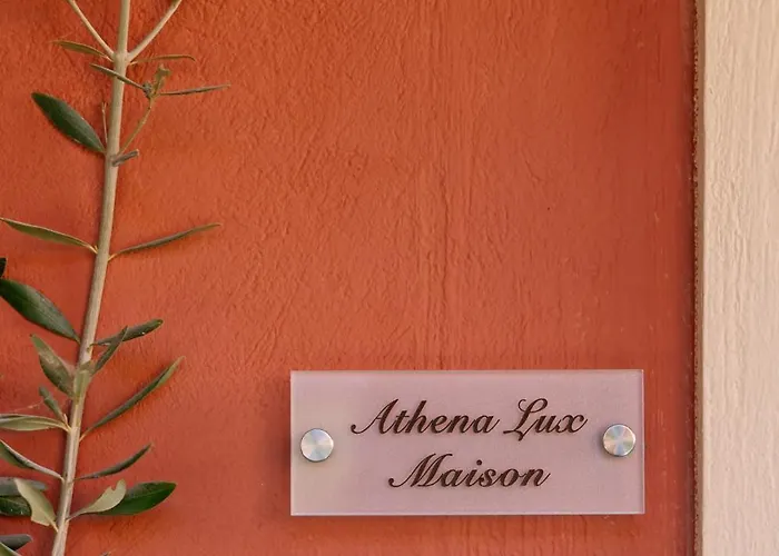 Athena Lux Maison Apartment *