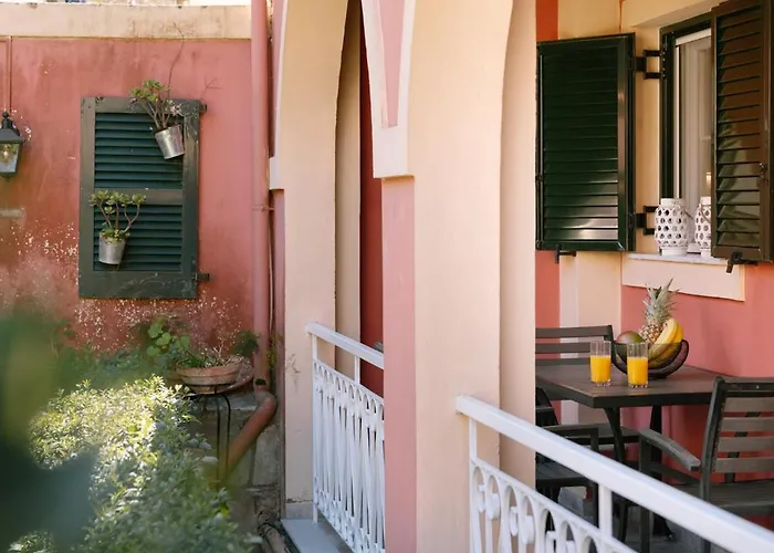 Athena Lux Maison * Corfu (city)