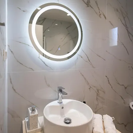 Athena Lux Maison 아파트 Corfu (city)