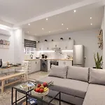 Athena Lux Maison * Corfu (city)