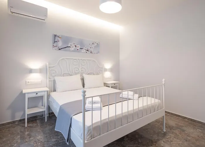 Athena Lux Maison *