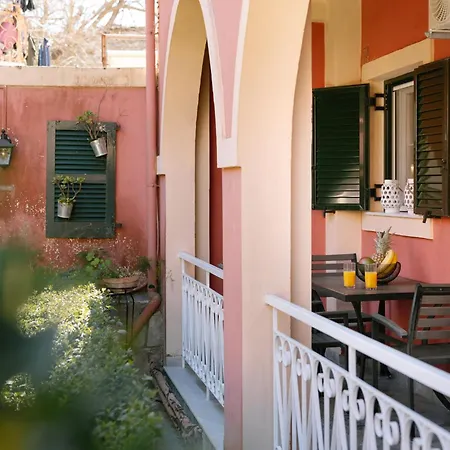 Athena Lux Maison * Corfu (city)